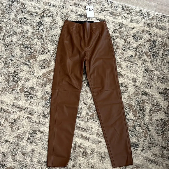 ZARA | Brown | HIGH-WAISTED FAUX LEATHER LEGGINGS - Picture 10 of 11